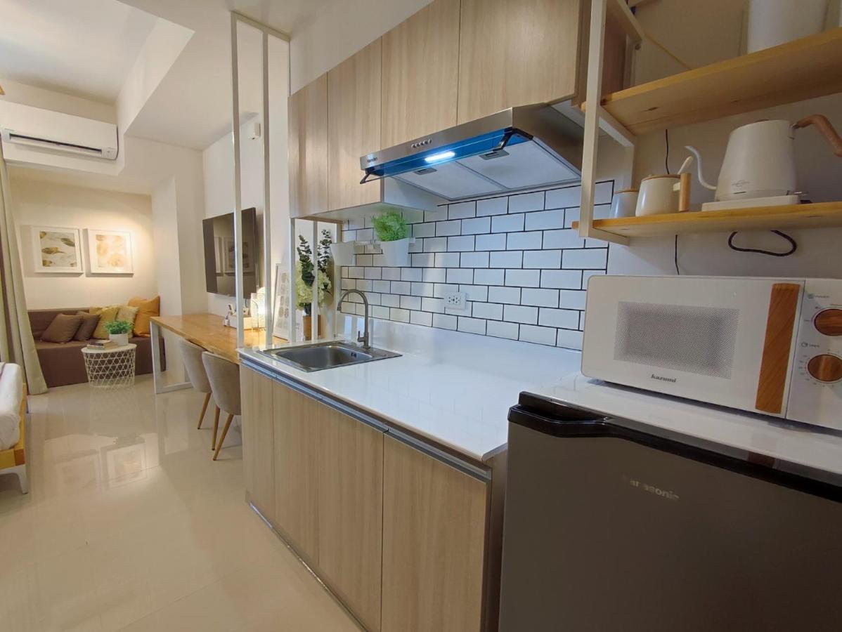 Inspiria Davaoアパートホテル エクステリア 写真